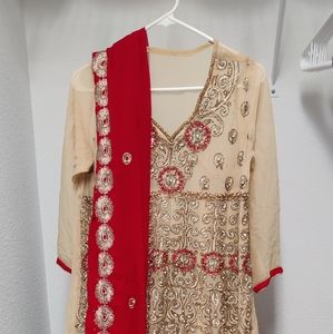 Indian outfit